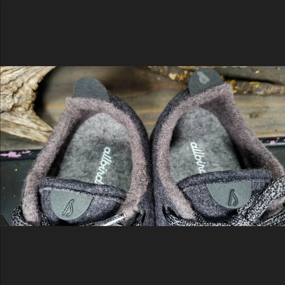 Allbirds - Picture 5 of 12